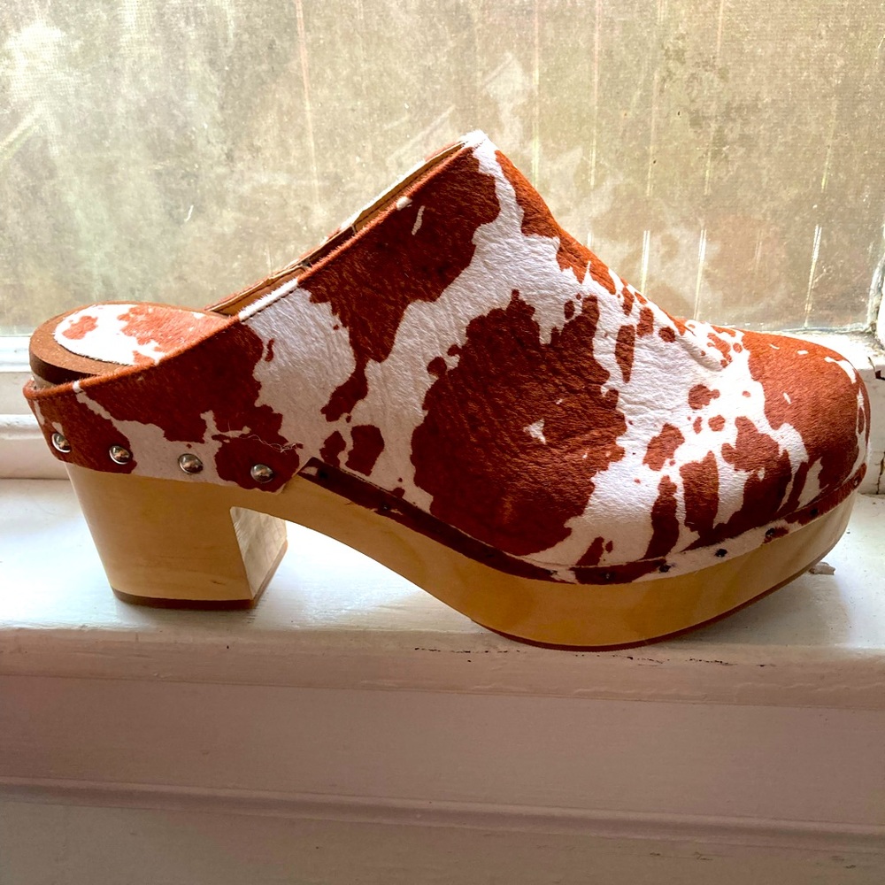 Chelsea and Violet Cow Print Mules Size 11